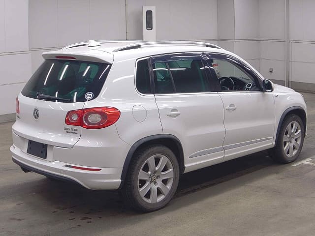 VOLKSWAGEN Tiguan thumbnail 52