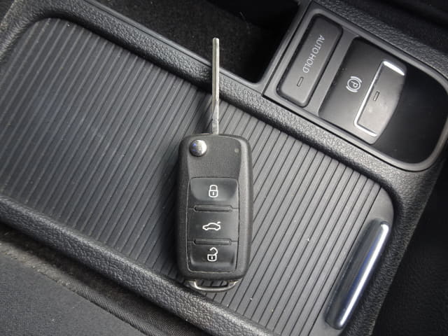 VOLKSWAGEN Tiguan thumbnail 55