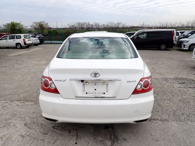 TOYOTA Mark X thumbnail 4