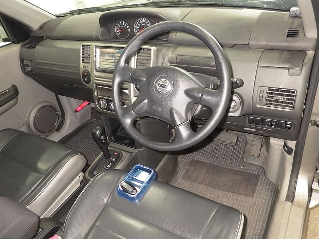 2005 NISSAN X-Trail