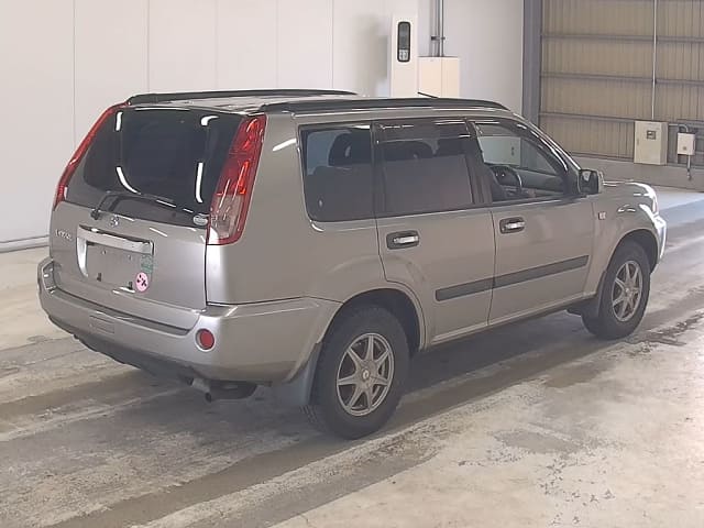 2005 NISSAN X-Trail
