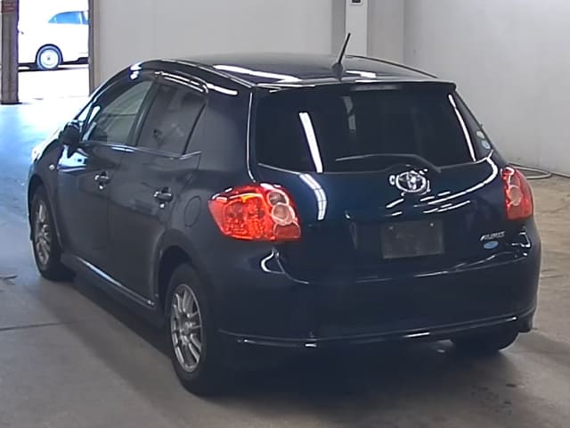 2009 TOYOTA Auris
