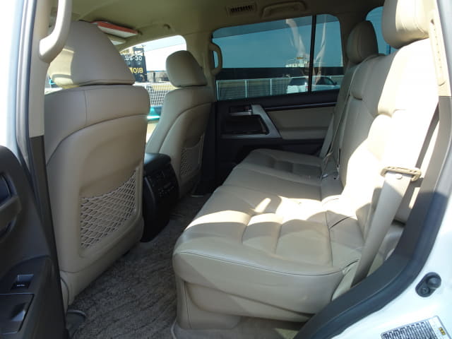TOYOTA Land Cruiser thumbnail 27