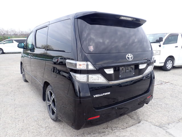 TOYOTA Vellfire thumbnail 3