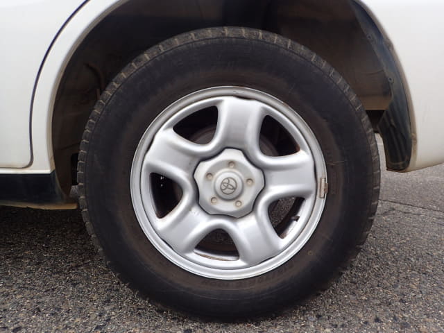 TOYOTA RAV4 thumbnail 10