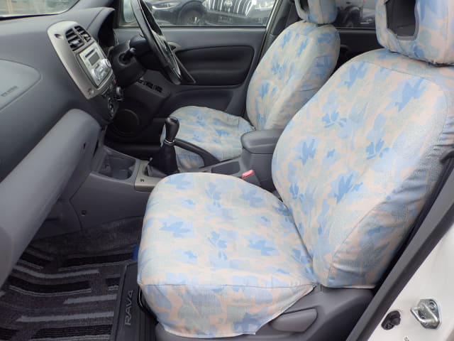 TOYOTA RAV4 thumbnail 26