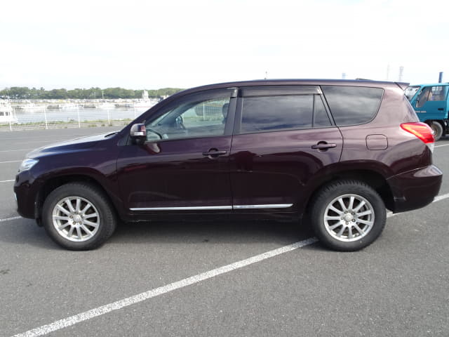 TOYOTA Vanguard thumbnail 2