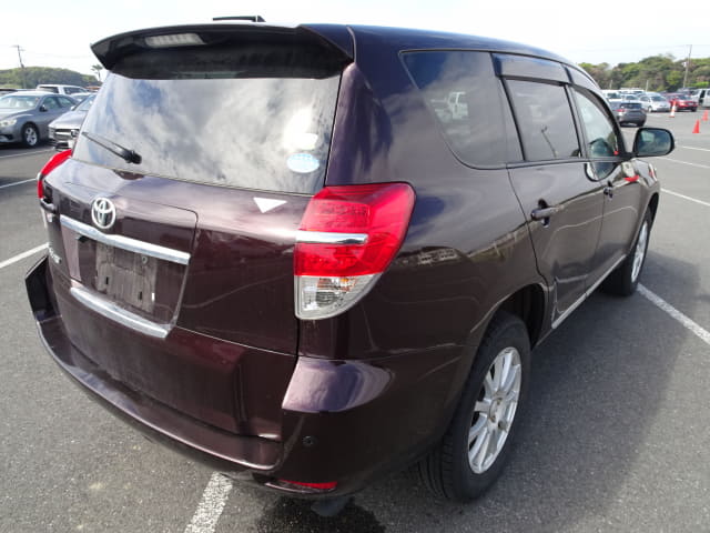 TOYOTA Vanguard thumbnail 5