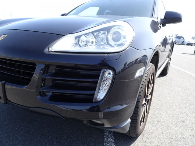 Porsche Cayenne thumbnail 41