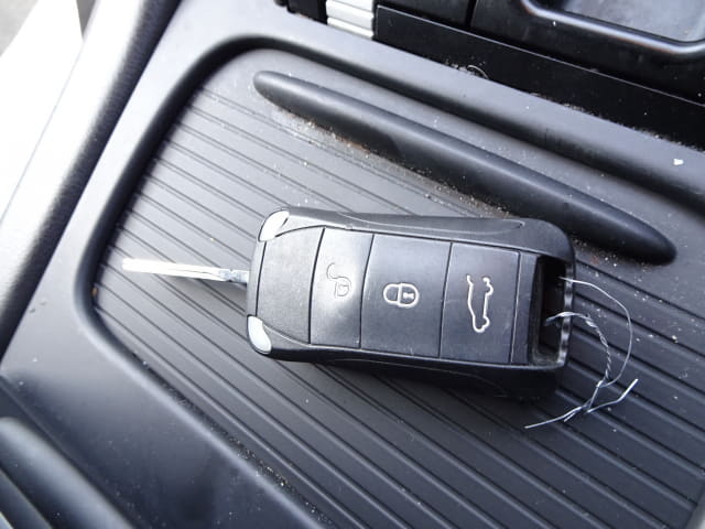 Porsche Cayenne thumbnail 58