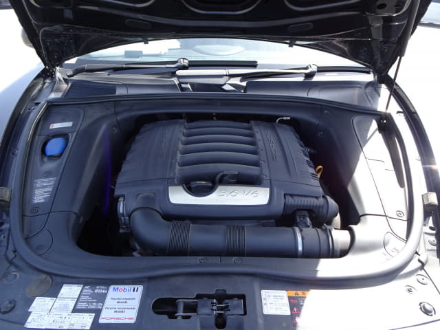 Porsche Cayenne thumbnail 46