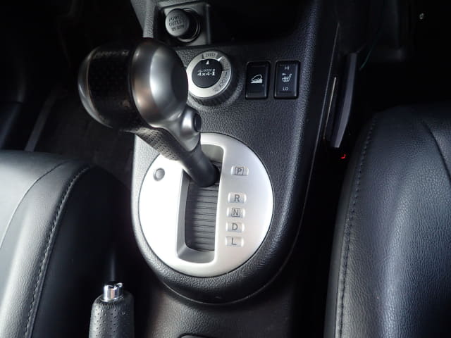NISSAN X-Trail thumbnail 40