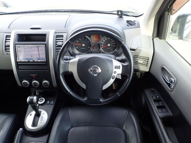 NISSAN X-Trail thumbnail 33