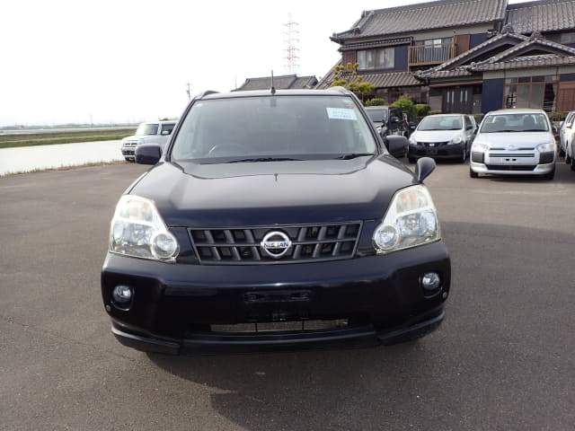 NISSAN X-Trail thumbnail 8