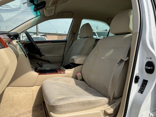 TOYOTA Crown thumbnail 26