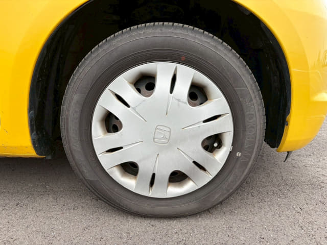 HONDA Fit thumbnail 12