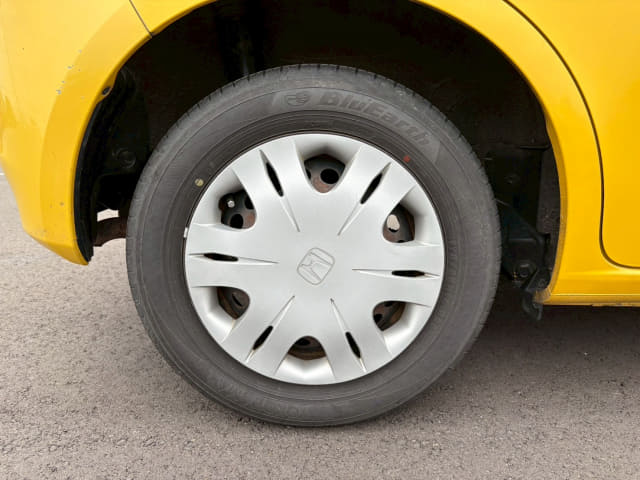 HONDA Fit thumbnail 11