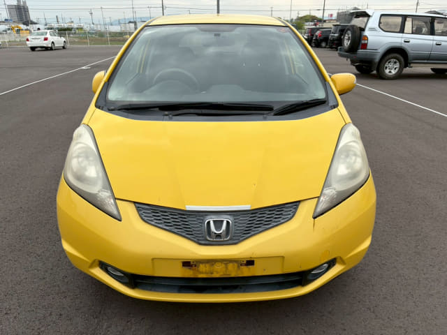 HONDA Fit thumbnail 8
