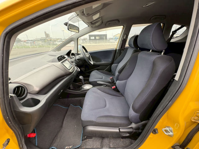 HONDA Fit thumbnail 26