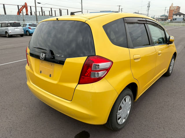 HONDA Fit thumbnail 5