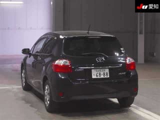 2010 TOYOTA Auris