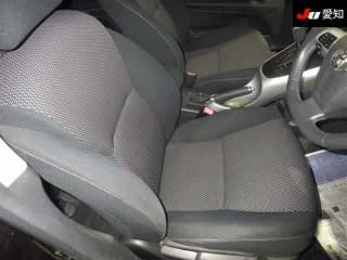 2010 TOYOTA Auris