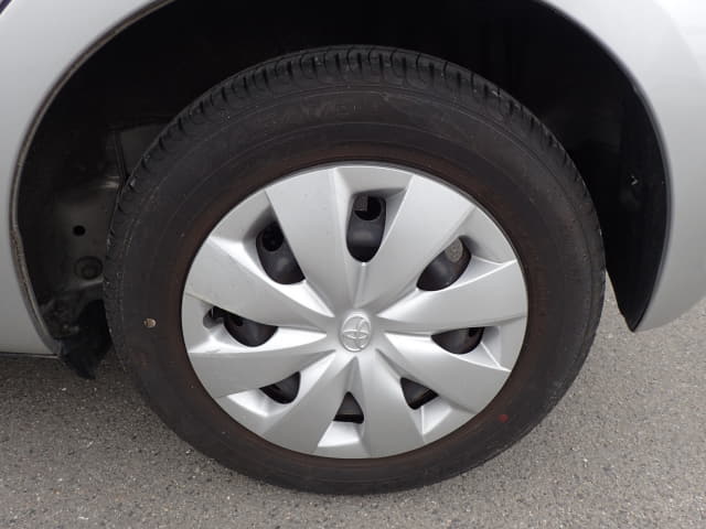 TOYOTA Vitz thumbnail 10