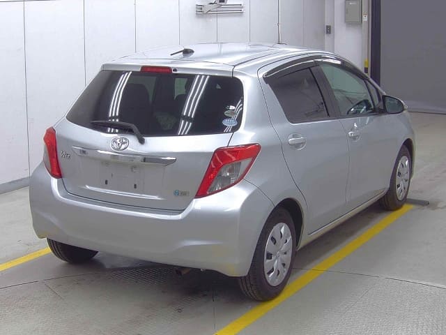 TOYOTA Vitz thumbnail 45