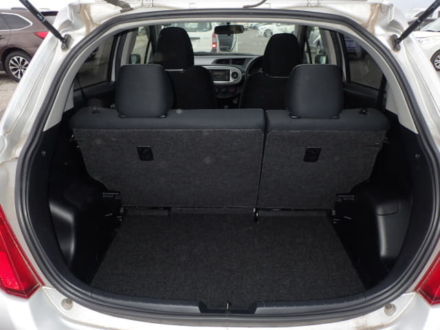 TOYOTA Vitz thumbnail 28
