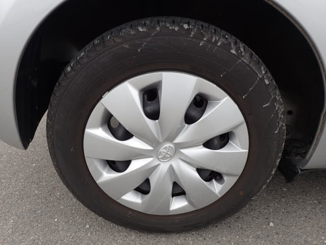 TOYOTA Vitz thumbnail 11