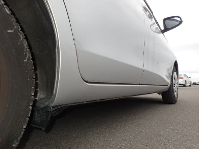 TOYOTA Vitz thumbnail 21