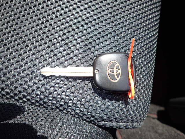 TOYOTA Wish thumbnail 38