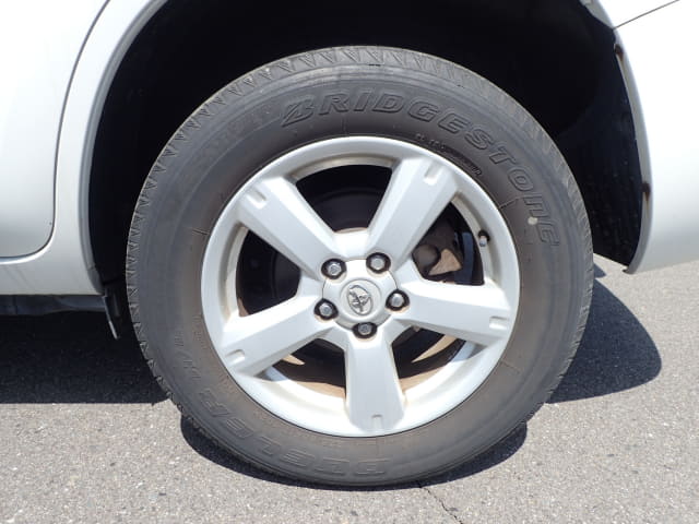 TOYOTA RAV4 thumbnail 10