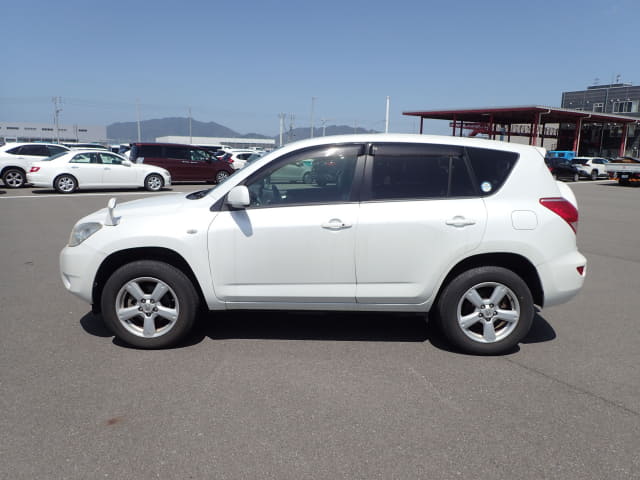 TOYOTA RAV4 thumbnail 2