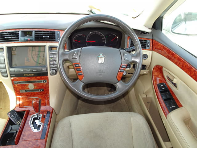 TOYOTA Crown thumbnail 32