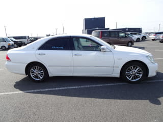 2005 TOYOTA Crown