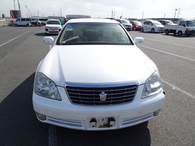 TOYOTA Crown thumbnail 8