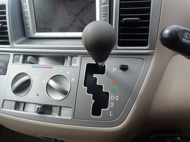 TOYOTA Raum thumbnail 39