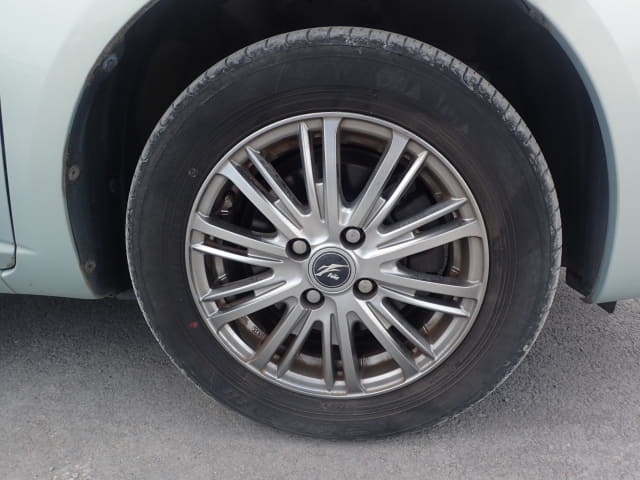 TOYOTA Raum thumbnail 12