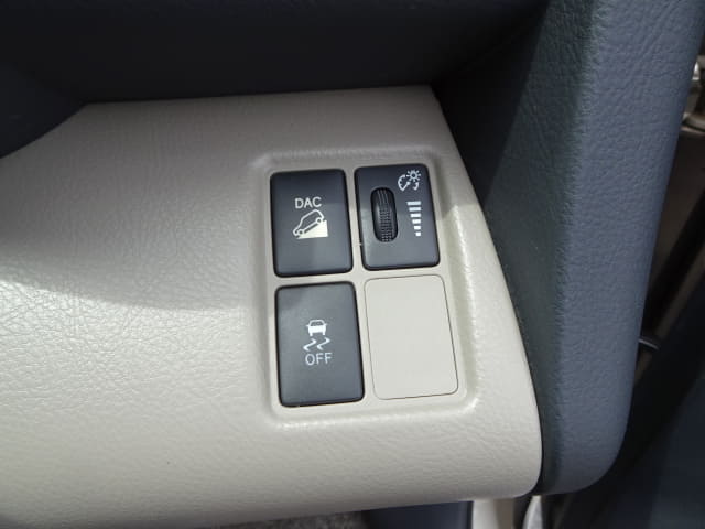 TOYOTA Vanguard thumbnail 45