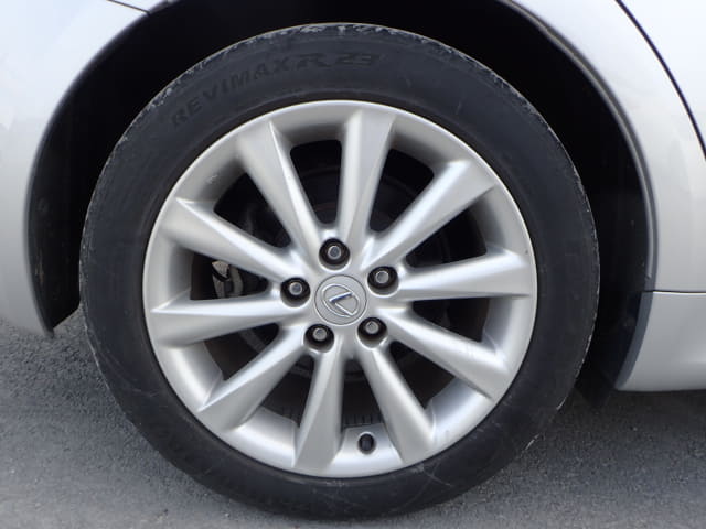 LEXUS IS thumbnail 11