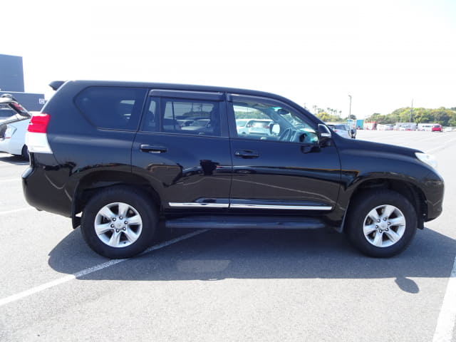 TOYOTA Land Cruiser Prado thumbnail 6