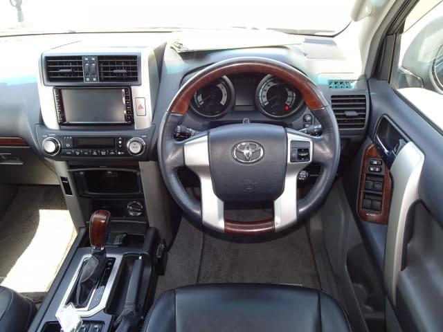 TOYOTA Land Cruiser Prado thumbnail 33