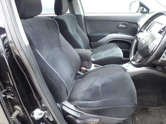 MITSUBISHI Outlander thumbnail 25