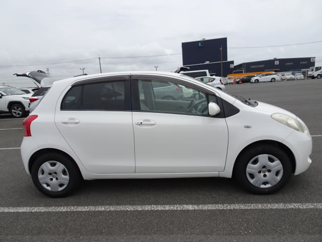 2007 TOYOTA Vitz