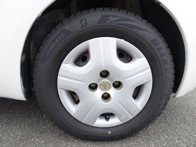 TOYOTA Vitz thumbnail 12
