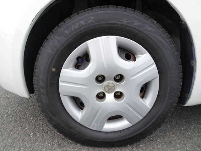 TOYOTA Vitz thumbnail 9