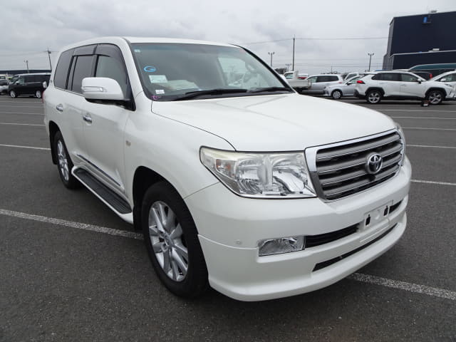 TOYOTA Land Cruiser thumbnail 7