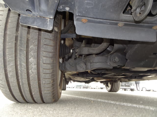 TOYOTA Land Cruiser thumbnail 13