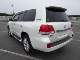 2011 TOYOTA Land Cruiser